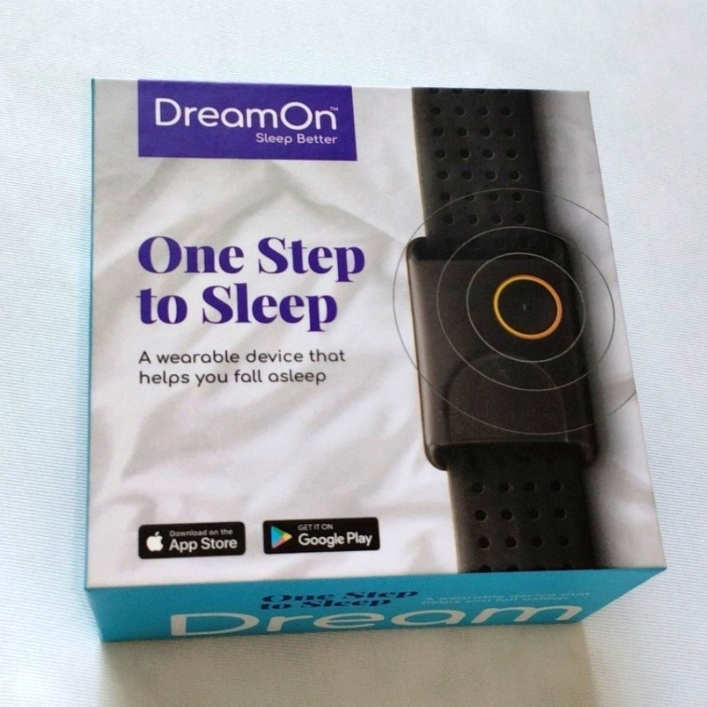 Dream On Sleep Band, Insomnia, Fall Asleep Faster with a Wearable, Gentle Pulse